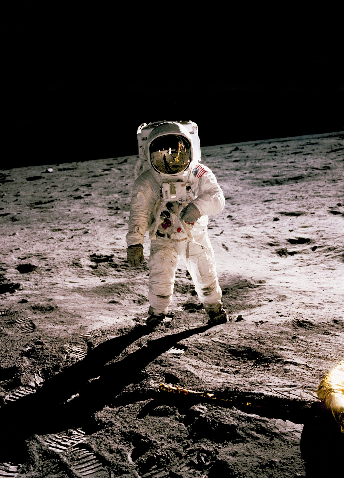 Buzz Aldrin Apollo 11 on moon